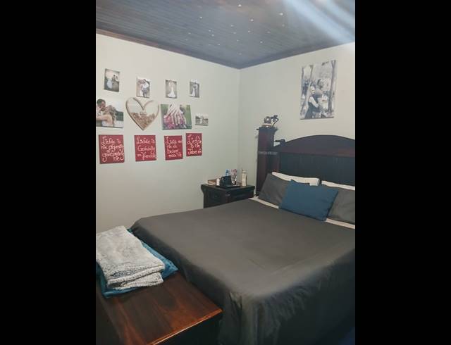 4 BEDROOM FREESTANDING FOR SALE IN SCHOEMANSVILLE